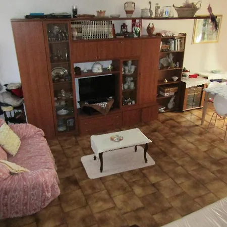 Veronica Apartment Avenza
